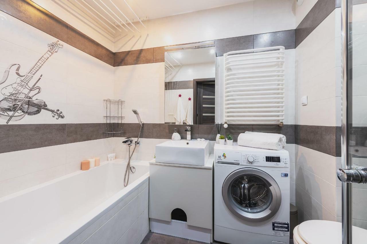 P&O Serviced Apartments Wawrzyszewska Βαρσοβία Εξωτερικό φωτογραφία